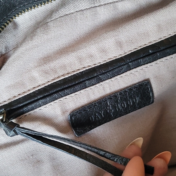 Day and mood pearl crossbody leather purse from Anthropologie - Picture 6 of 8